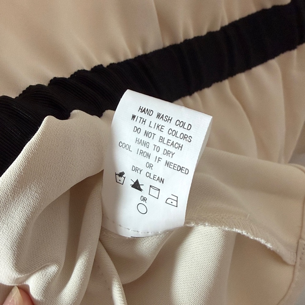 MELLODAY Top with Black Tie Detail - Picture 8 of 8
